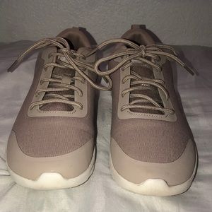Champion Shoes - Beige Champion memory foam sneakers Champion Shoes - Beige Champion memory foam sneakers